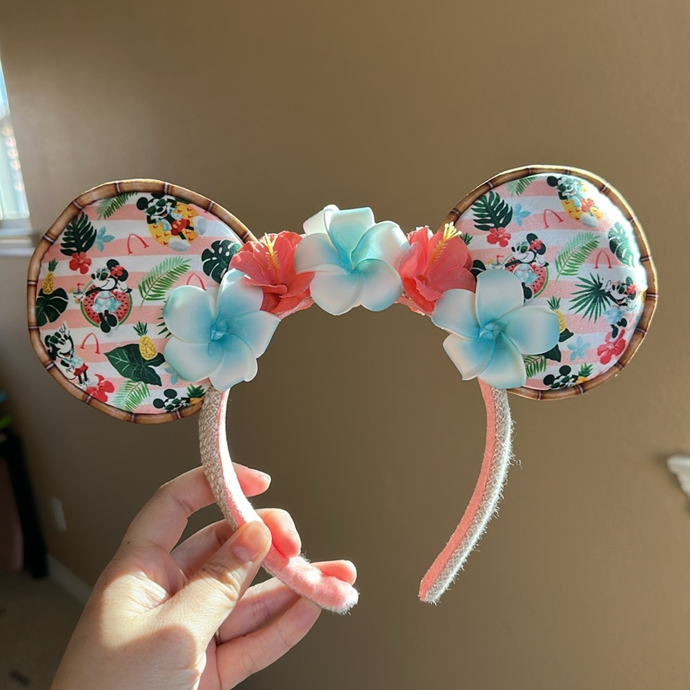 Disney Aulani Resort Ears Headband